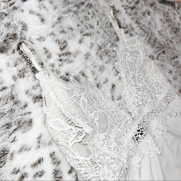 Lace Overlay Bling Bodysuit Size Small Color: White - Picture 1 of 5